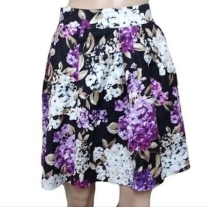 White House|Black Market Skirt Lilac Hydrangea Black Cream Pleated Coquette Sz 4